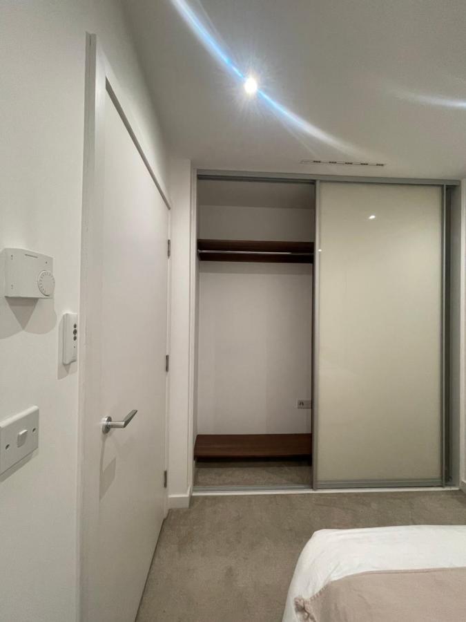Shared Apartment In Central Лондон Экстерьер фото