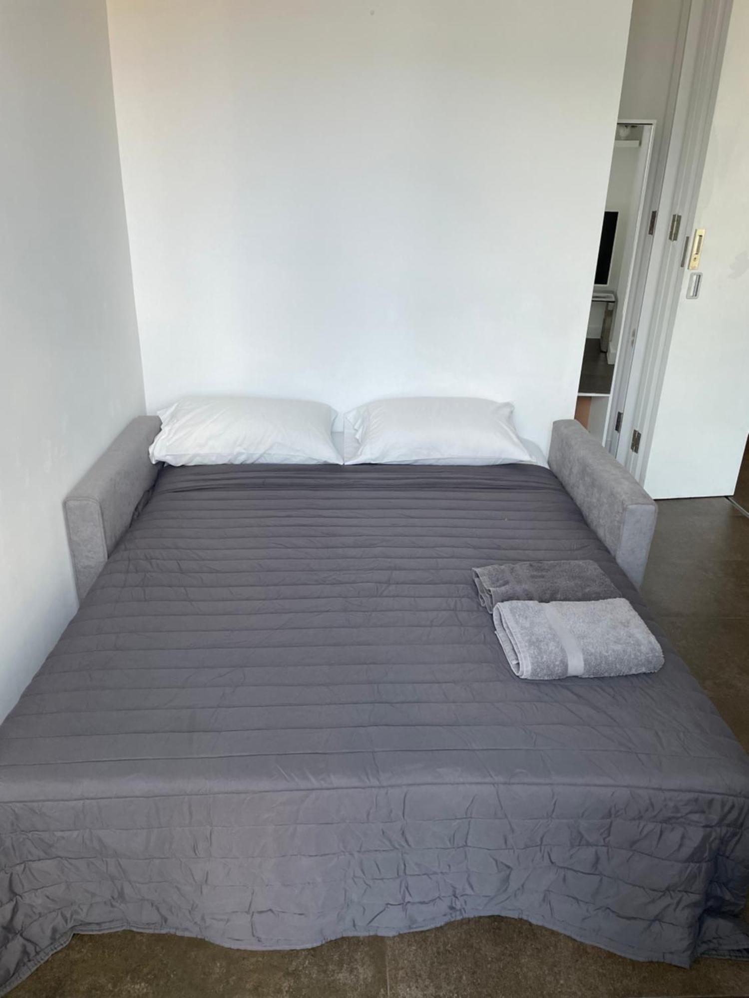 Shared Apartment In Central Лондон Экстерьер фото