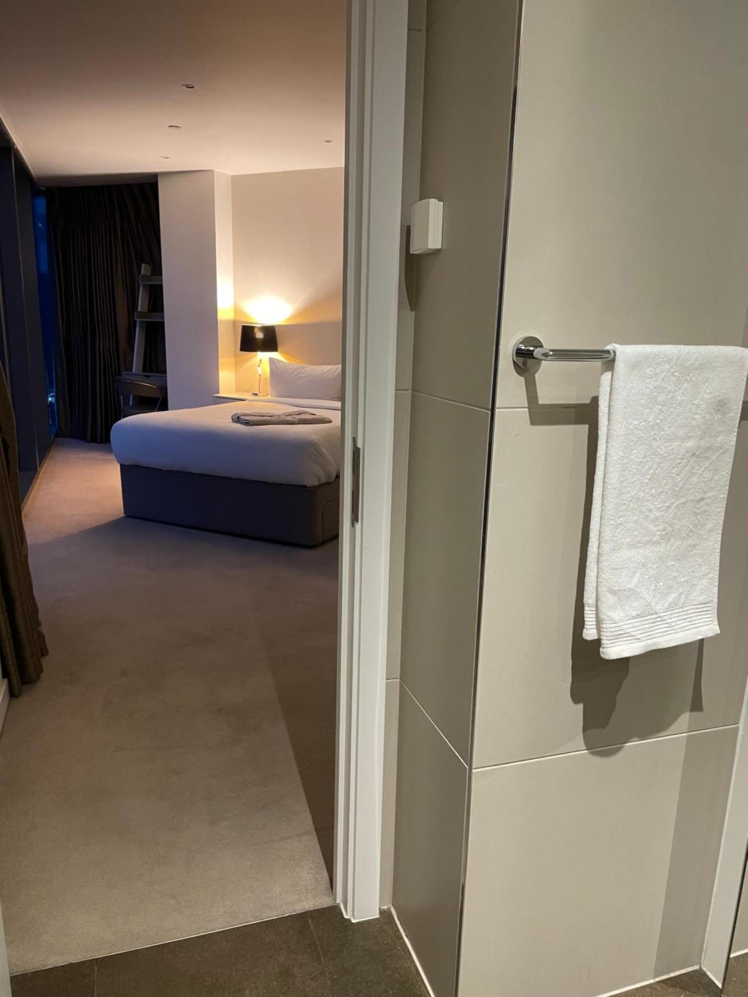 Shared Apartment In Central Лондон Экстерьер фото